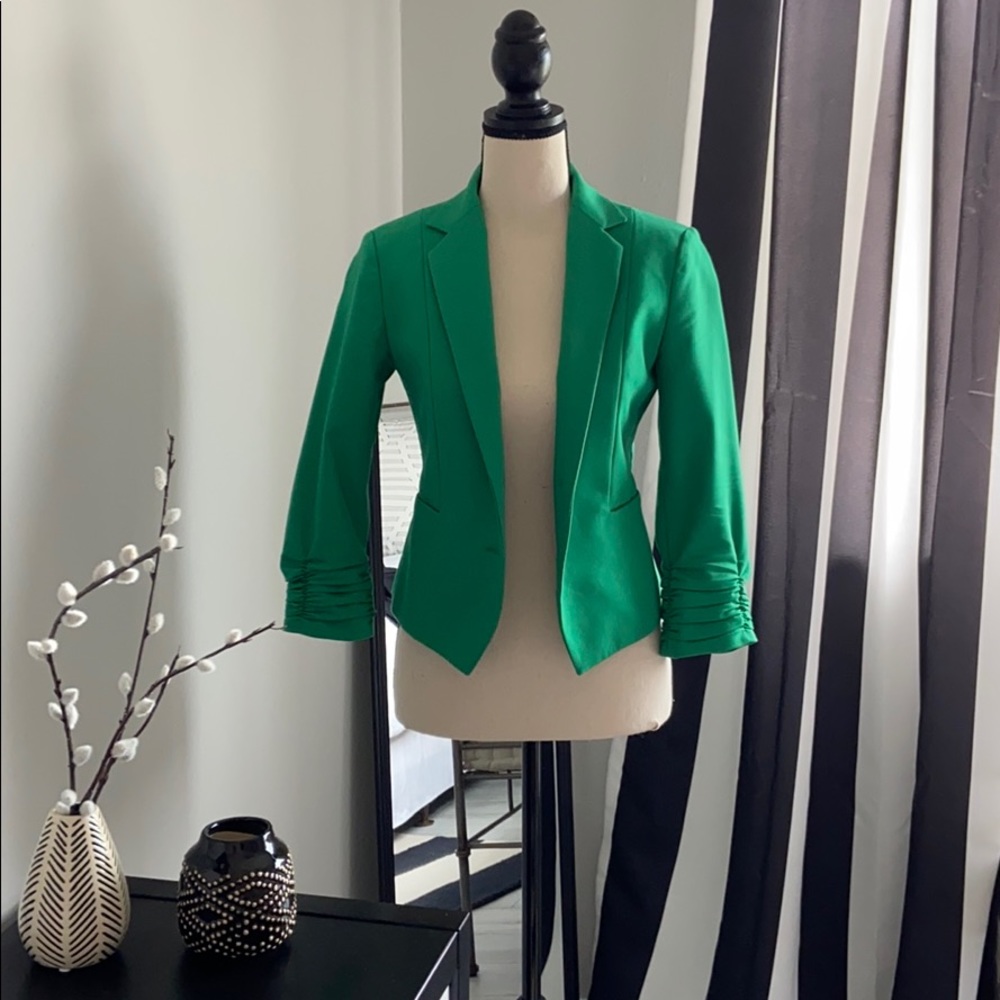 Green Waist-Length Express Blazer, Size 0